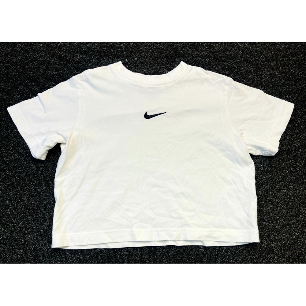 Nike Loose Fit Cropped T Shirt Womens Small White Embroidered Swoosh Logo Cotton